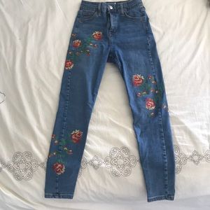 topshop embroidered jamie jeans